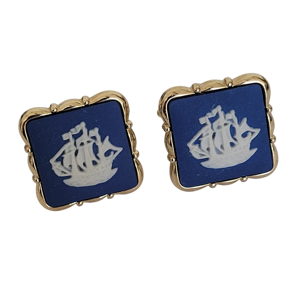 Wedgwood Blue Jasperware Ship Cufflinks Gold Tone Square Made in England Vintage